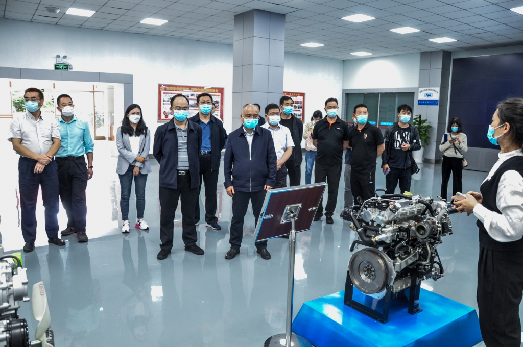 昆明市人大常委会相关向导到1929cc威尼斯动力开展调研